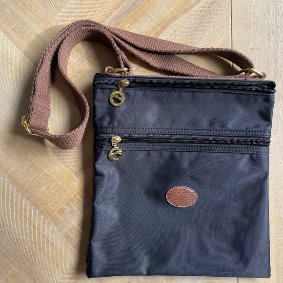 Y2K longchamp black cross body bag - Picture 1 of 9